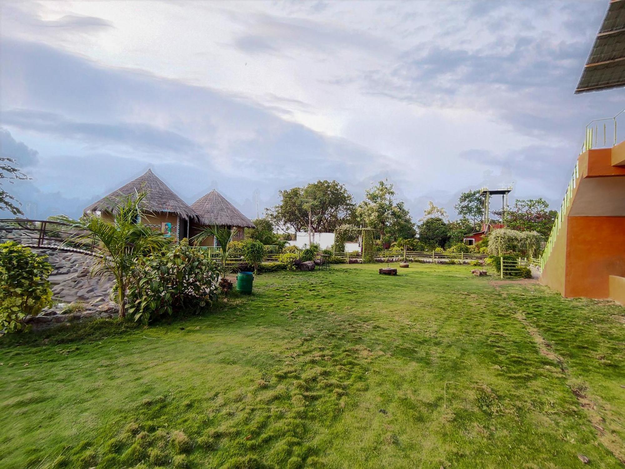 Van Vagdo Resort Rajpipla Dış mekan fotoğraf