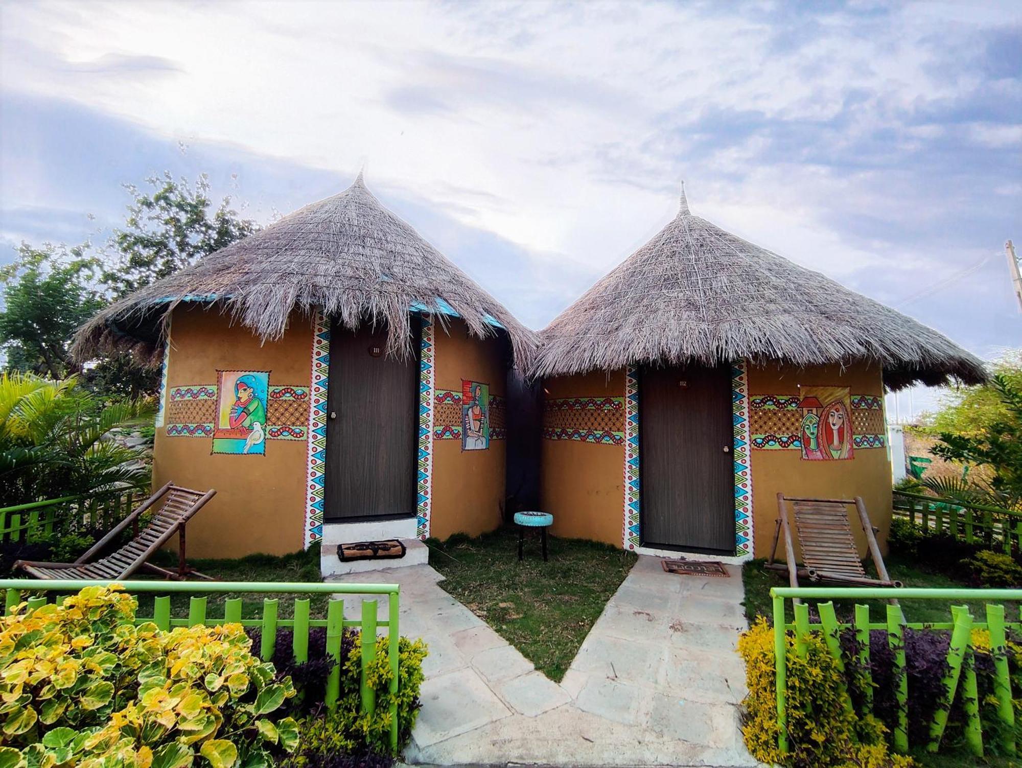 Van Vagdo Resort Rajpipla Dış mekan fotoğraf