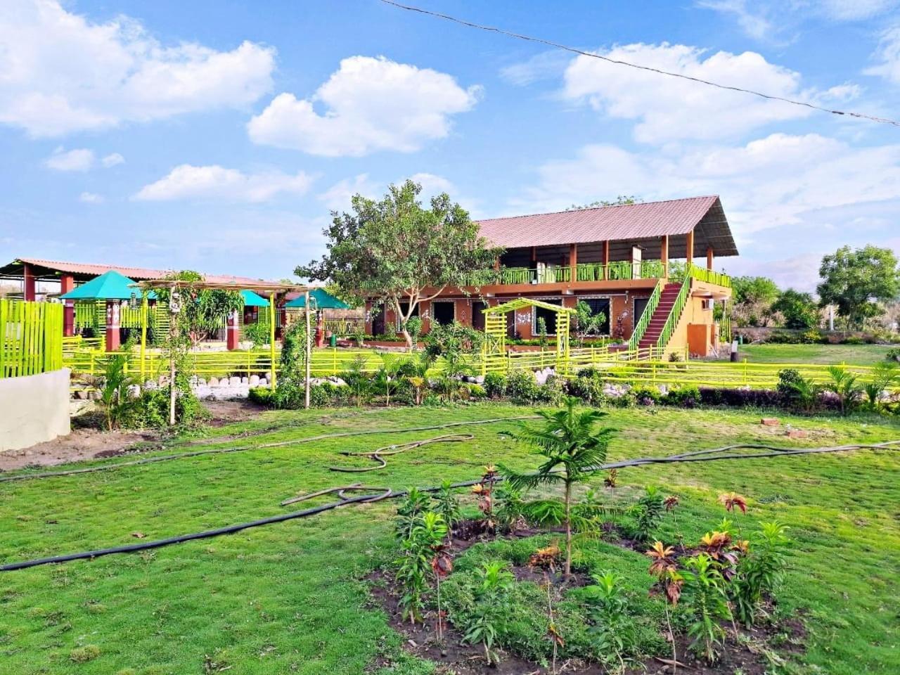 Van Vagdo Resort Rajpipla Dış mekan fotoğraf